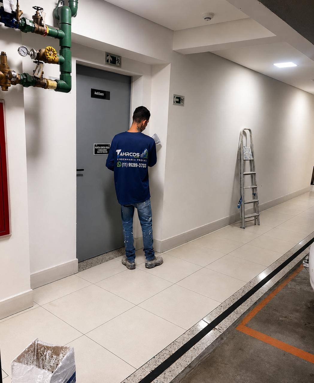 Pintura de corredor de área comum